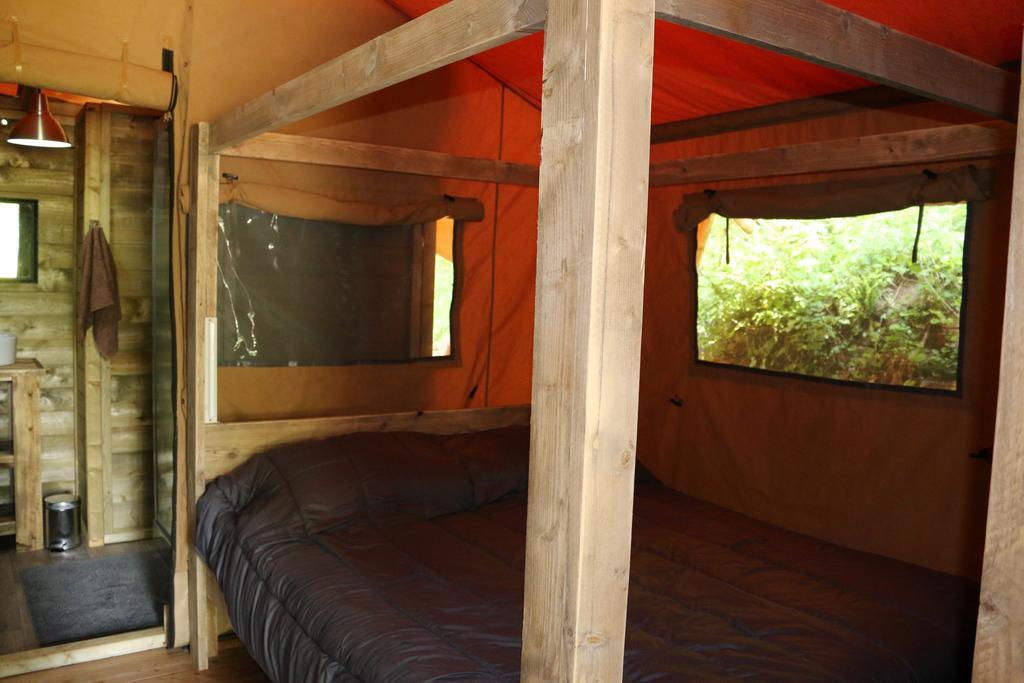 Camping Moulin De Chaules Saint-Constant Luaran gambar